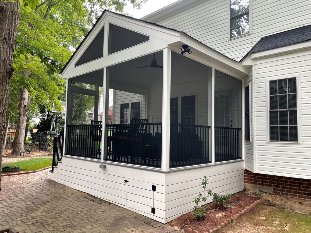 Screened Deck Builder Richmond Virginia